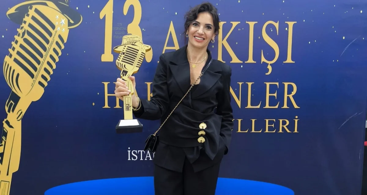 Helin Akyıl’dan İlham Veren Başarı: ‘Yılın İş Kadını’ Ödülüyle Diyarbakır’a Yatırım Vurgusu