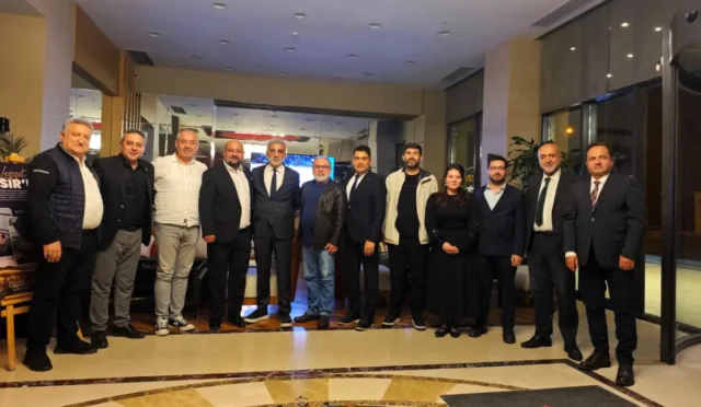 Eskişehir'de yerel yayıncılar için tarihi telif anlaşmasının yapıldığı toplantıdan bir kesit