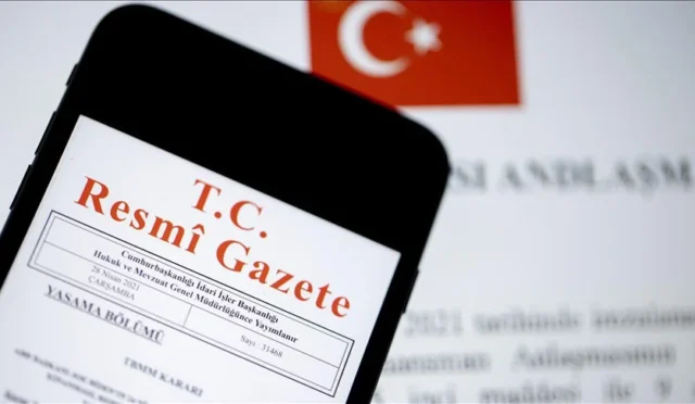 Gayrimenkul Yatırım Ortaklıkları (GYO) kar payı dağıtımında yeni düzenlemeleri gösteren Resmi Gazete ilanı.