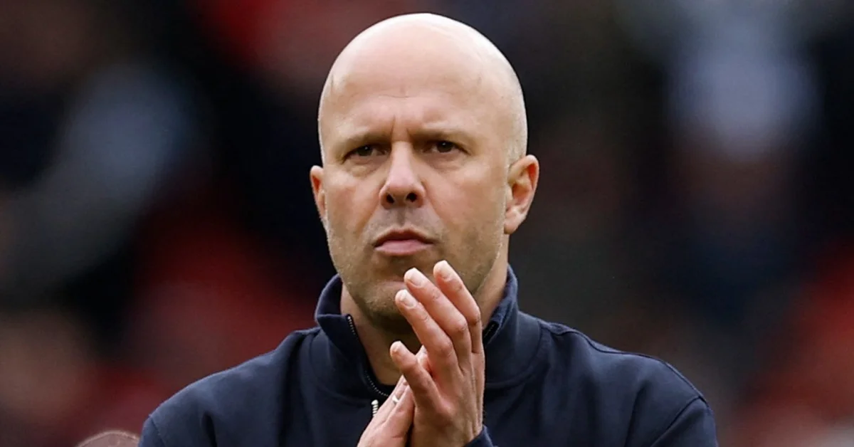 Liverpool’da Şok Ayrılık: Arne Slot Dönemi Sona Erdi, Iraola Adaylar Arasında