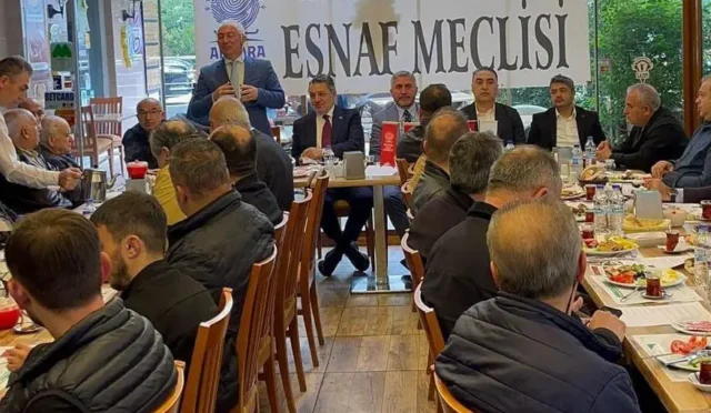 Necatibey Caddesi'nin dönüşümü için düzenlenen toplantıdan genel görünüm