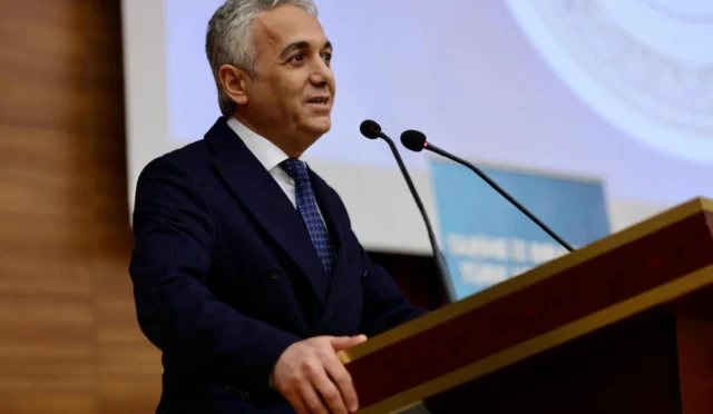 HEKİMSEN'in geliştirdiği HADEM uygulaması ile Türkiye'nin dünya hekimlerinin danıştığı bir acil tıp merkezi olması hedefleniyor.