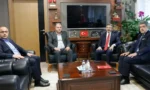 TİMBİR ve BHA heyetinin Çalışma ve Sosyal Güvenlik Bakan Yardımcısı Ahmet Aydın'ı ziyareti sırasında çekilen fotoğraf