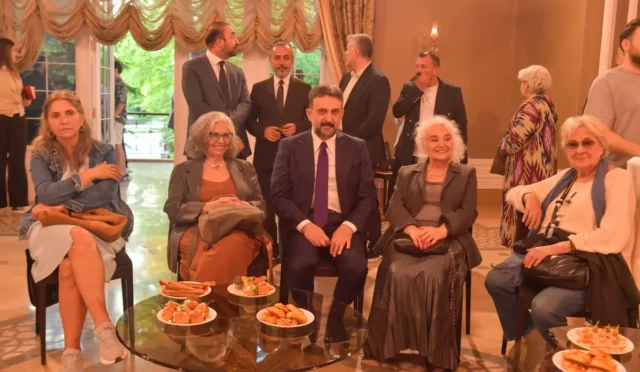 Uçan Süpürge Uluslararası Kadın Filmleri Festivali'nin Ankara'daki ev sahipliği resepsiyonundan bir kare