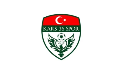 Kars 36 Spor futbolcuları play-off maçında mücadele ederken