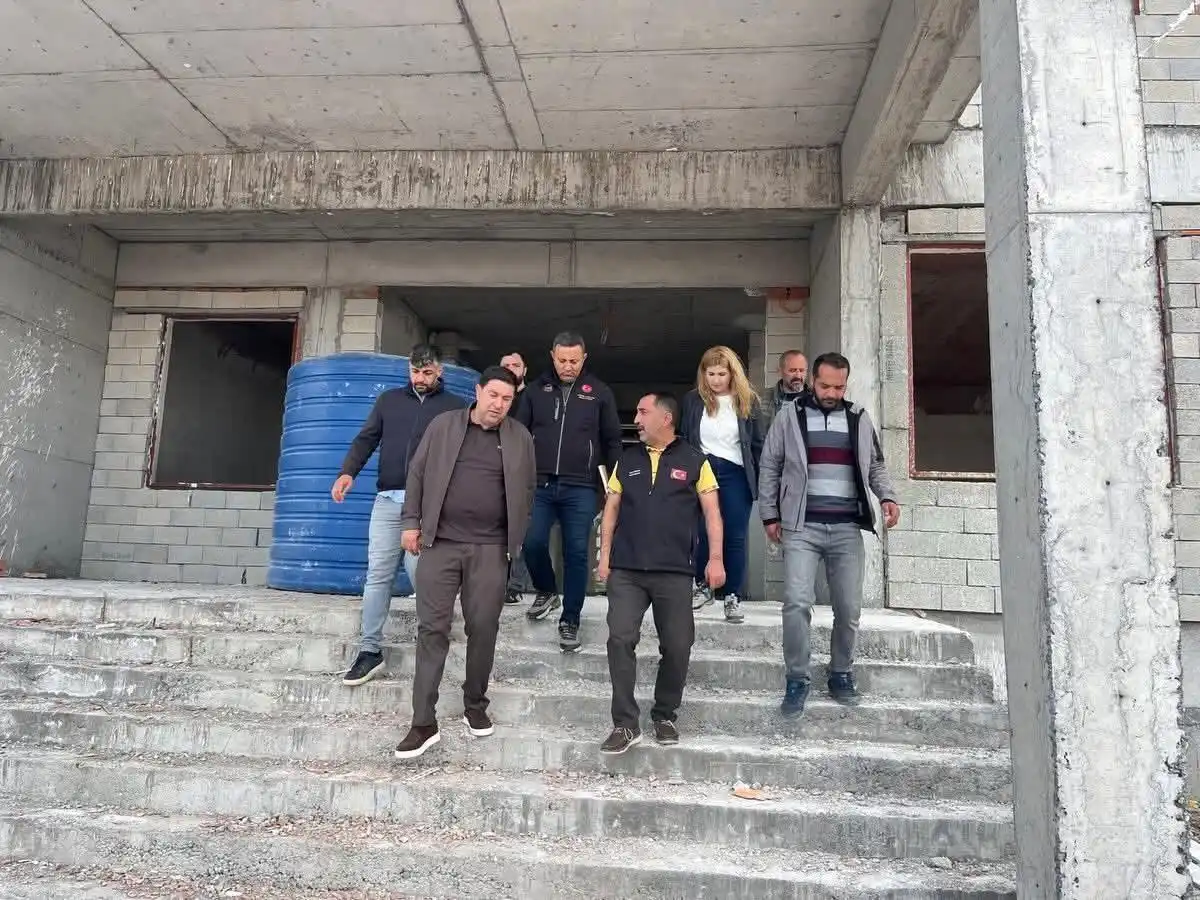 Kars’ta Eğitim Altyapısı Güçleniyor: Modern Liseler İnşaatında Son Durum Yerinde İncelendi