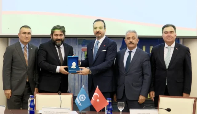 Türk Dünyası temsilcileri Ankara'da ortak gelecek vizyonu için bir araya geldi.