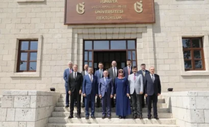 Üniversitelerarası Kurul Yönetim Kurulu üyeleri ISUBÜ'de bir araya geldi.