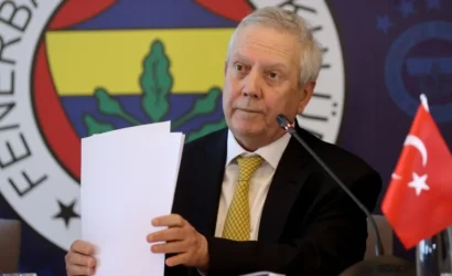 Aziz Yıldırım'ın Fenerbahçe başkanlığına yeniden seçilmesini gösteren görsel