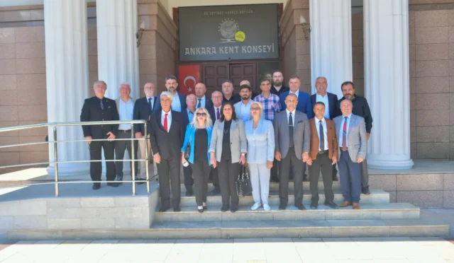 Teknikerler Konfederasyonu üyeleri Ankara Kent Konseyi'nde buluştu.