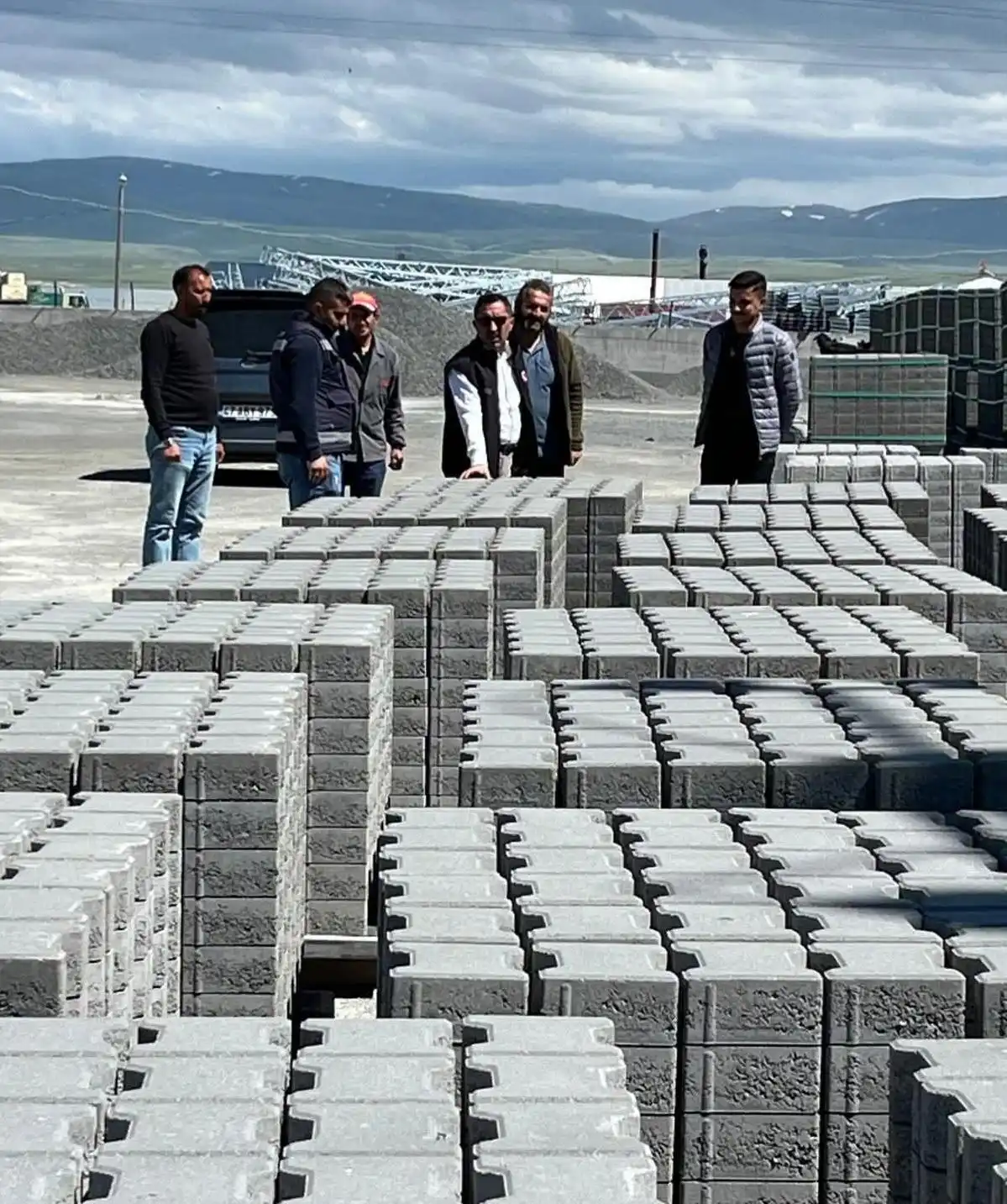 Kars’ta Köy Yolları Yenileniyor: İl Özel İdaresi Hummalı Çalışmalara Başladı