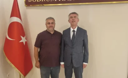 Bodrum Kaymakamı Ali Sırmalı, TİMBİR Temsilcisi İsmail Karakaş ve iş insanları Mustafa Aycı ile Bülent Turan'ı makamında ağırladı.