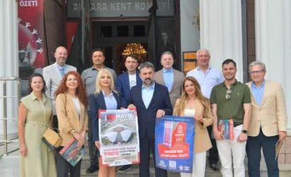 Ankara Kent Konseyi Başkanı Halil İbrahim Yılmaz ve Ankara İş Dünyası Gelişim Derneği temsilcileri toplantı sırasında