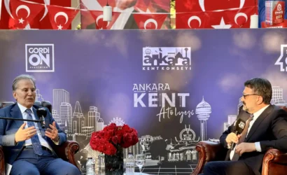 Mehmet Ali Şahin, Ankara Kent Konseyi'nde deneyimlerini paylaştı ve siyasetin kalp kazanma sanatı olduğunu vurguladı.