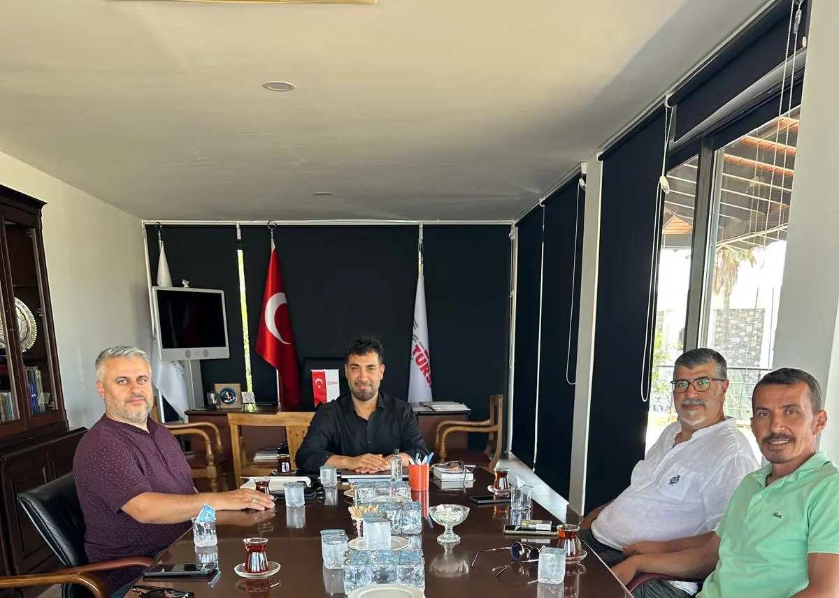 TÜRSAB Bodrum BTK Başkanı Enver Kantarmış’tan TİMBİR İngiltere Temsilcisi İsmail Karakaş’a Ziyaret: Turizmde İş Birliği Fırsatları Değerlendirildi