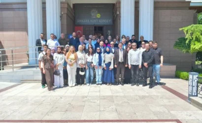 Ankara Optik Sektörü temsilcileri, Ankara Kent Konseyi'nde düzenlenen kahvaltı programında bir araya geldi.