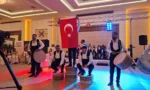 Kırşehir Abdalları tarafından A Milli Futbol Takımı için hazırlanan 'Al Bayrağım Göklerde' marşını temsil eden görsel.