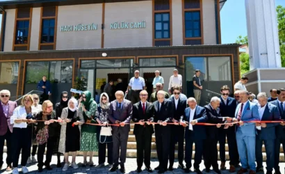 Malatya'da yeniden inşa edilen Hacı Hüseyin Kölük Camii'nin açılışından genel görünüm