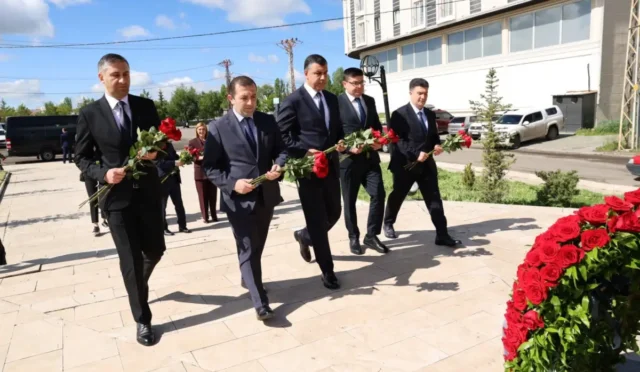 Azerbaycan ve Türkiye Başsavcıları Kars'ta hukuki iş birliği görüşmesi yapıyor
