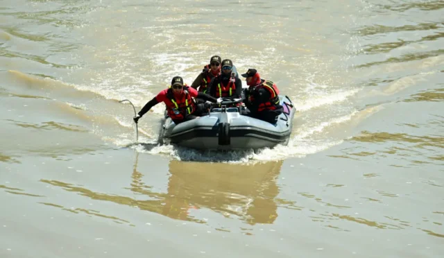 Erzurum'da Aras Nehri'nde kaybolan genci arama çalışmaları