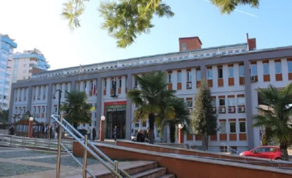 Giresun Adliyesi'nde görev yapan hakim ve savcıların yer aldığı toplu fotoğraf
