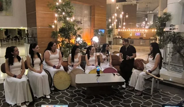 Kırşehir'de kurulan Ay Dost Kadın Çığlığı Erbane Topluluğu sahne alıyor