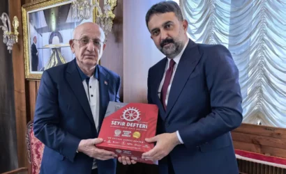 AKK Başkanı Halil İbrahim Yılmaz, eski TBMM Başkanı İsmail Kahraman'ı ziyaret etti.