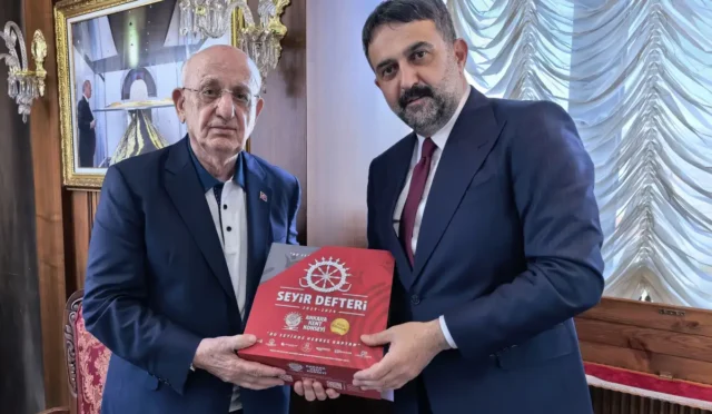 AKK Başkanı Halil İbrahim Yılmaz, eski TBMM Başkanı İsmail Kahraman'ı ziyaret etti.