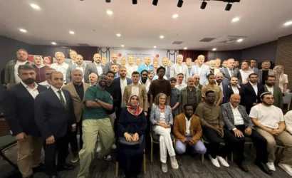 Bilal Erdoğan ve Rektör Prof. Dr. Yusuf Yılmaz'ın RİDEVA'da öğrencilerle buluştuğu zirve