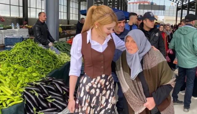 Burdur Vali Yardımcısı Tuğçe Orhan, makamında başarılarıyla öne çıkan bir bürokrat olarak gösteriliyor.