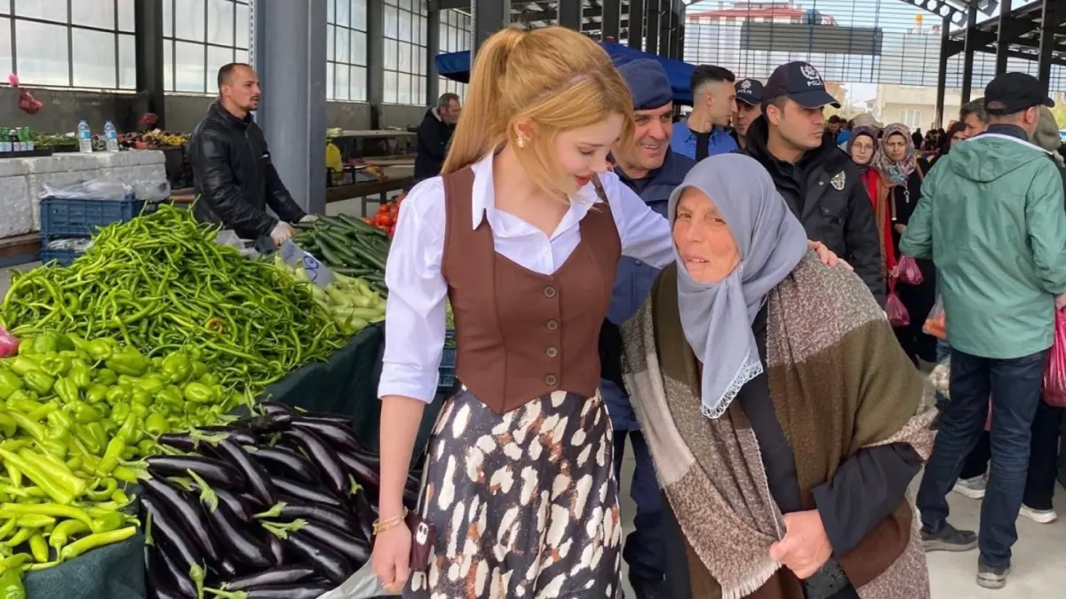 Başarılı Kaymakam Tuğçe Orhan’ın Görev Başarısı Gölgeleniyor: ‘Barbie Kaymakam’ Tartışması Yeniden Alevlendi