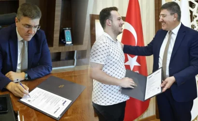 MAKÜ'de Sosyal Diploma alan Erol Özkır ve Rektör Hüseyin Dalgar