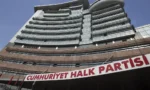 İzmir Büyükşehir Belediye Başkanı Cemil Tugay, CHP'den ayrıldığını duyurdu