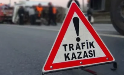Hakkari'de minibüs ve kamyonun çarpıştığı trafik kazası
