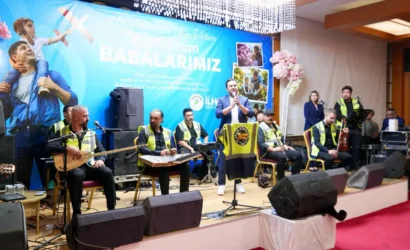 Malatya'da düzenlenen Babalar Günü etkinliğinde muhtarlar bir araya geldi.