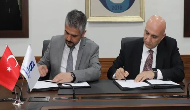 ISUBÜ ve VakıfBank iş birliği protokol imza töreni
