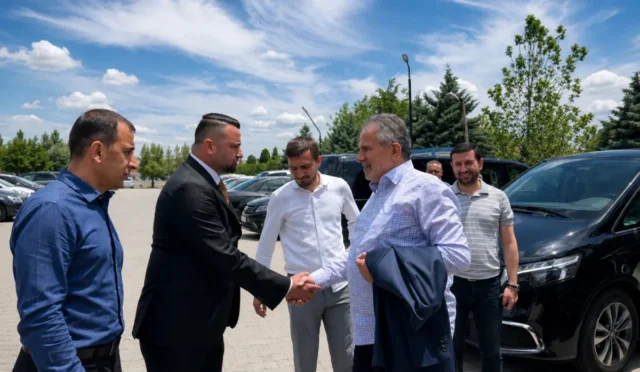 Ankara'da düzenlenen aile kahvaltısında bir araya gelen Güneysulu vatandaşlar