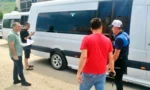Giresun'da dolmuş camlarında film denetimi yapan zabıta ekipleri