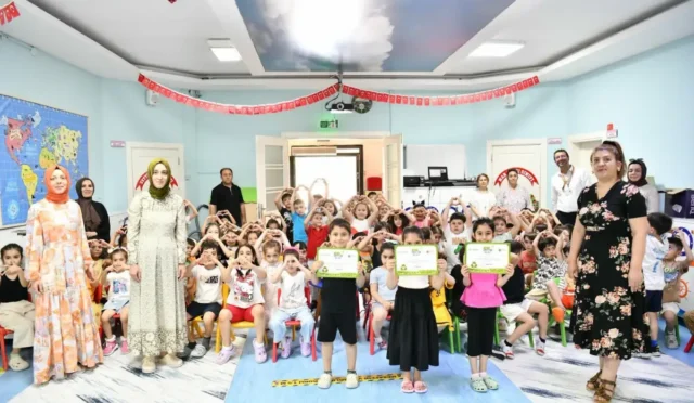 Yeşilyurt Belediyesi'nde öğrencilere verilen sıfır atık ve çevre bilinci eğitimi