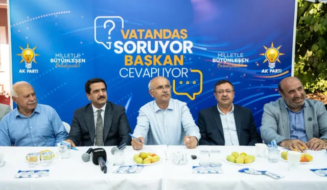 Hanımınçiftliği Mahallesi'nde vatandaşlar, Battalgazi Belediye Başkanı Bayram Taşkın ve diğer yetkililerle bir araya gelerek taleplerini iletti.