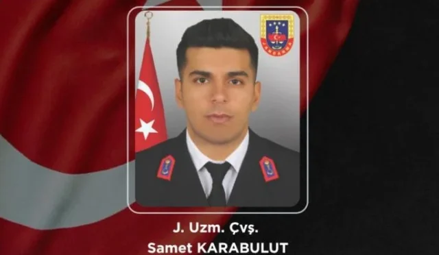 Van'da görev şehidi Jandarma Uzman Çavuş Samet Karabulut'un fotoğrafı