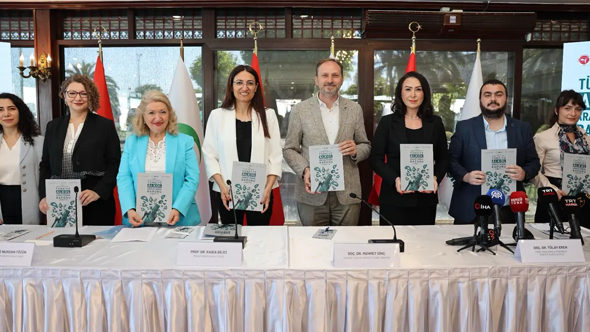 Yeşilay Raporu Ortaya Koydu: Türkiye’de İlk Alkol Deneyimi Genellikle 18 Yaş Altında Yaşanıyor