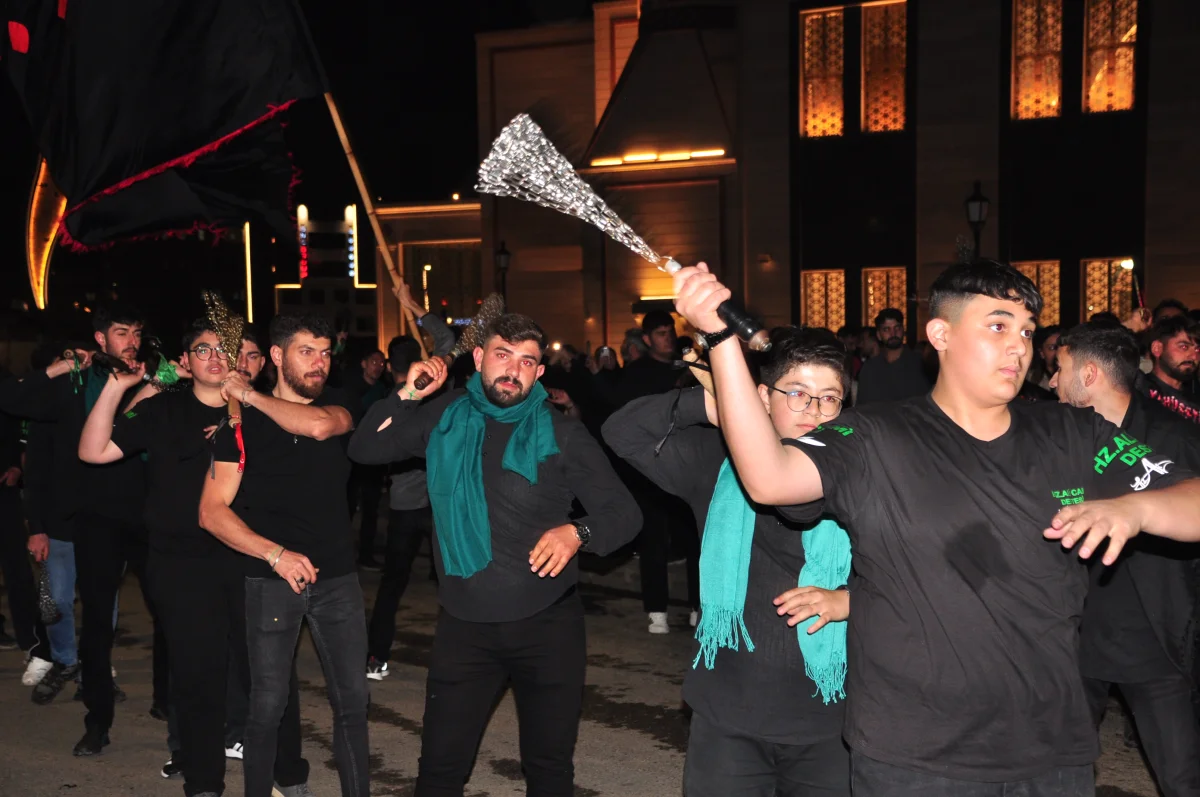Kars’ta Tasua Yürüyüşü: Kerbela Şehitleri Dualarla Anıldı