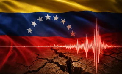 Venezuela'da meydana gelen 7.5 ve 7.2 büyüklüğündeki depremlerin ardından hasar gören binalar