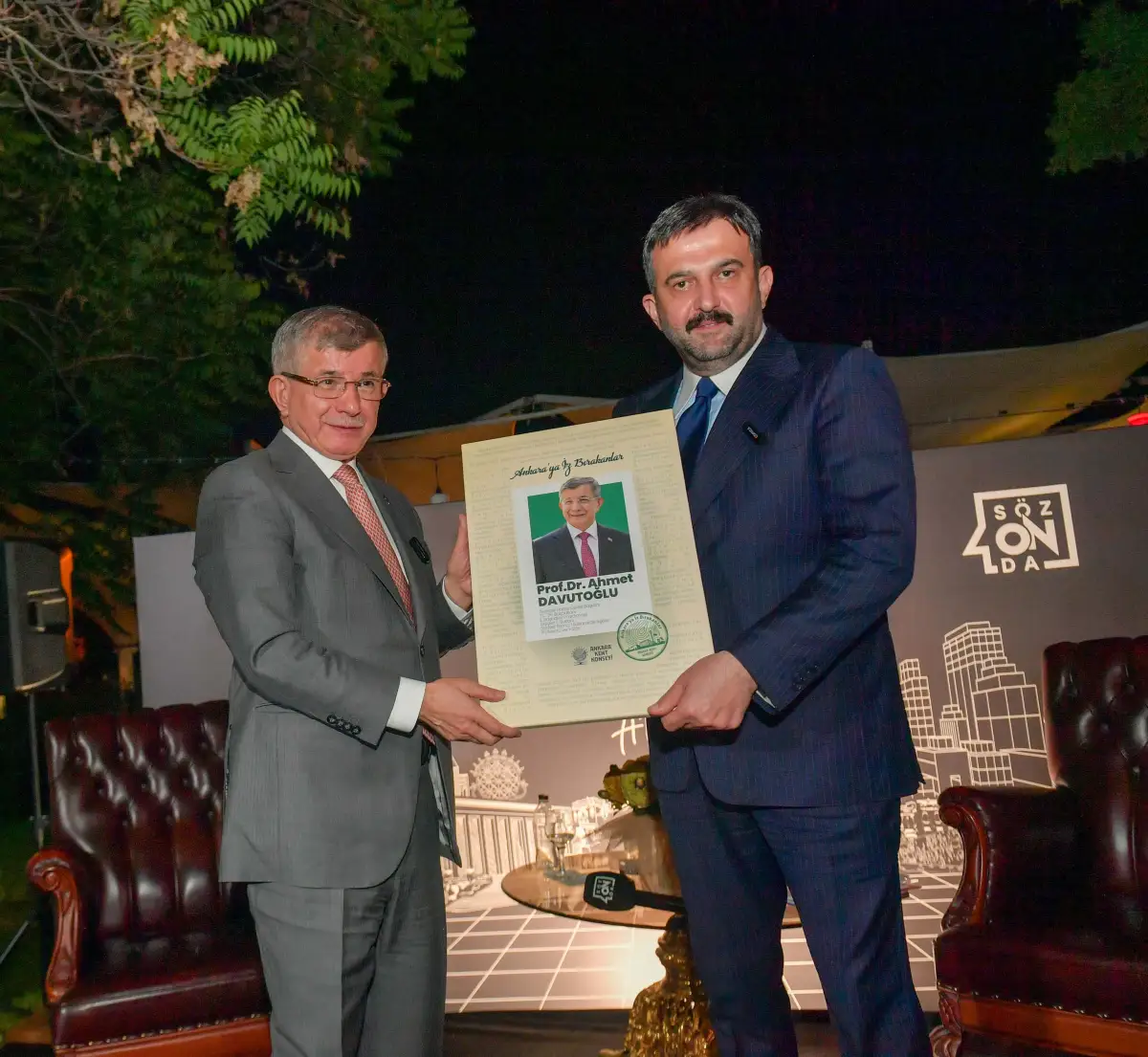 Prof. Dr. Ahmet Davutoğlu’ndan Ankara’nın Ruhu ve Mimarlıkta Altın Oran Üzerine Derinlemesine Sohbet