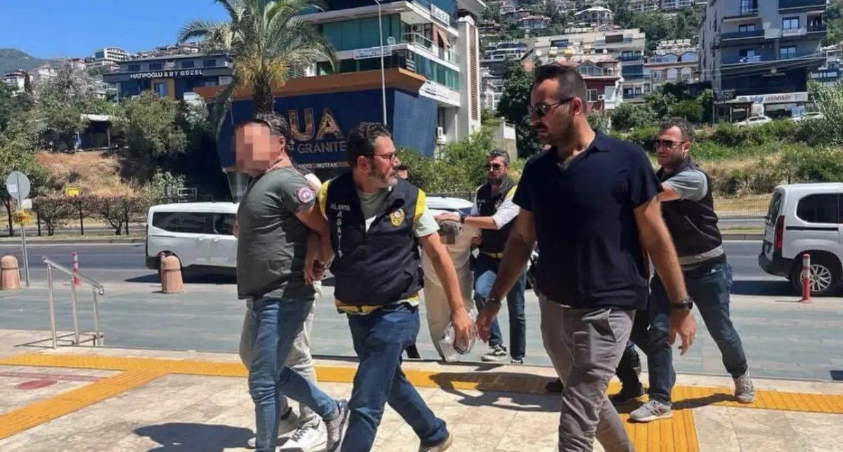 Alanya’da Kanlı Tartışma: Mehmet Karadaş Cinayetinde 2 Şüpheli Tutuklandı