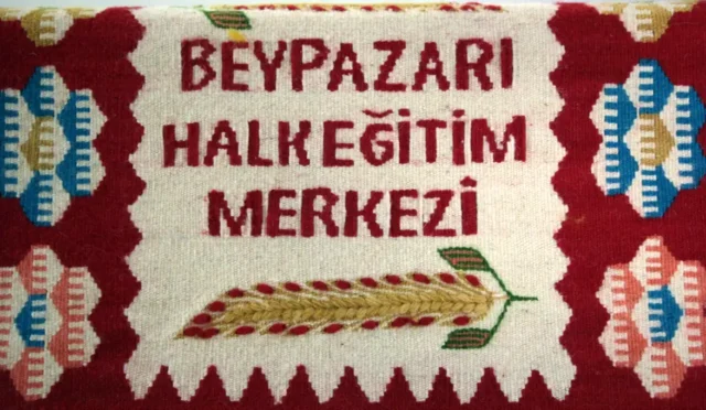 Beypazarı Halk Eğitim Merkezi binası ve kursiyerlerin çalıştığı atölyelerden görüntüler