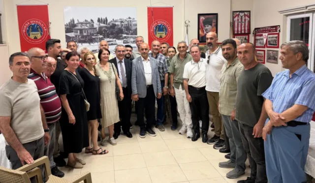 Sivasi Sohbetleri sezon finalinde Muharrem ayı ve Kerbelâ hadisesi üzerine konuşma yapılıyor.