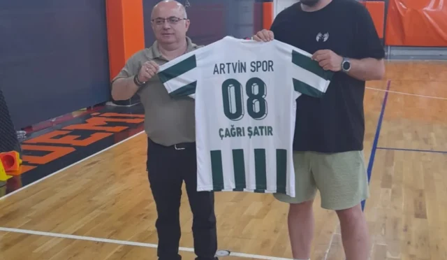 Artvinspor kadın voleybol takımı için sponsor desteği arayışını gösteren görsel