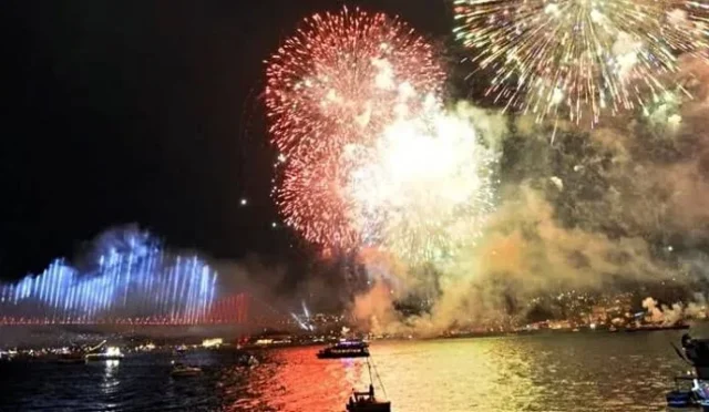 İstanbul'da havai fişek ve meşale kullanımını yasaklayan karar
